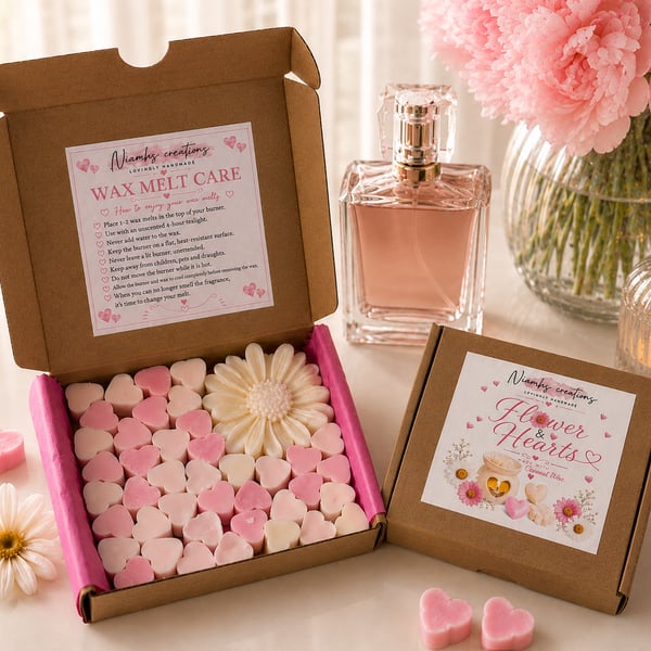 Flower & Hearts Perfume Inspired Wax Melt Gift Box, Vegan, Uk Handmade