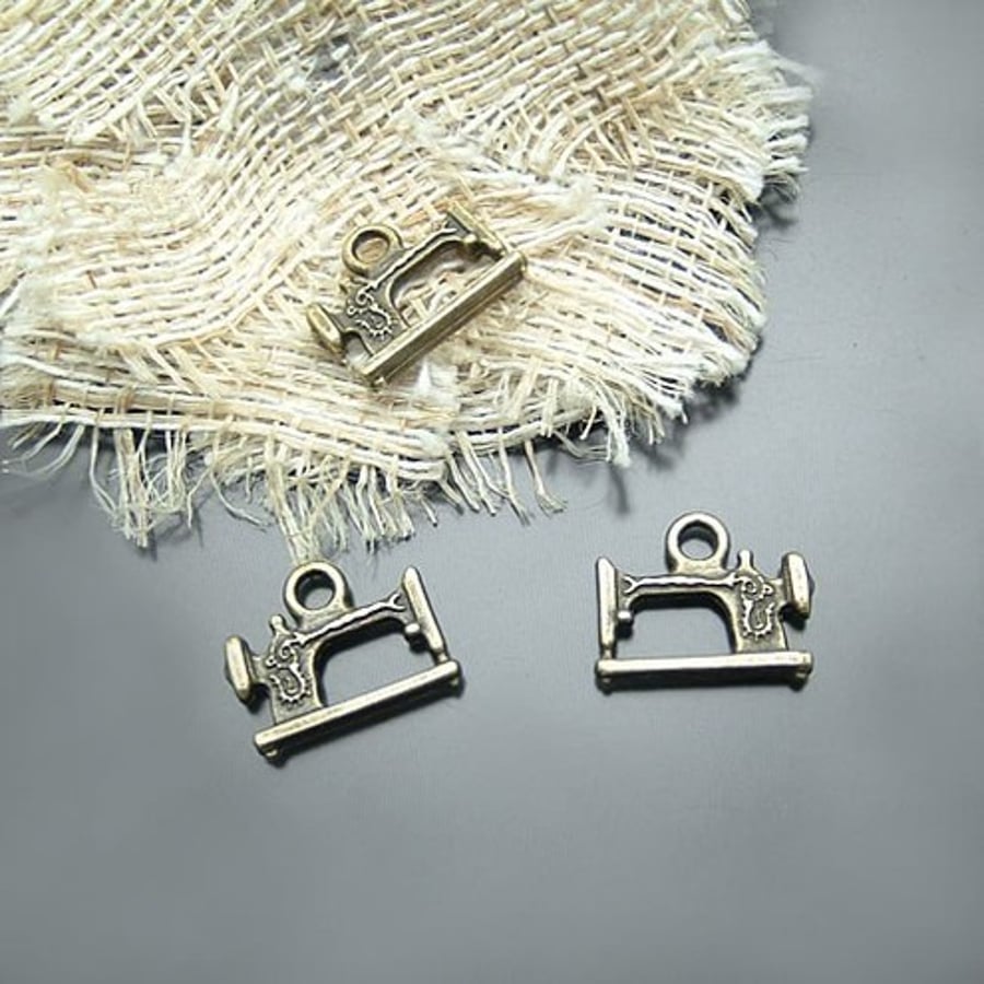 bronze sewing machine - charms  - 2pcs