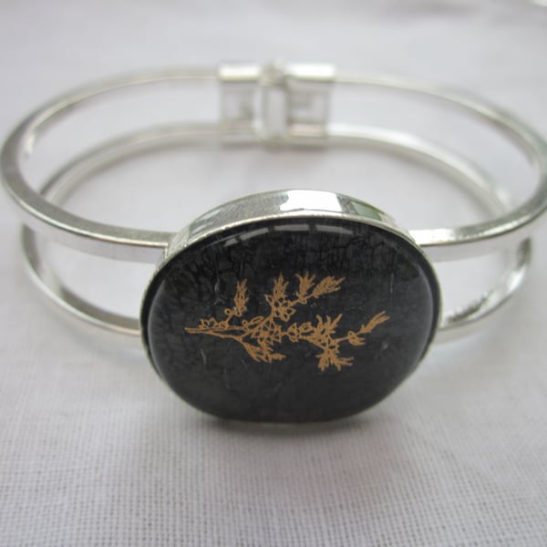 Handmade fused glass bangle - Dark Wildflower