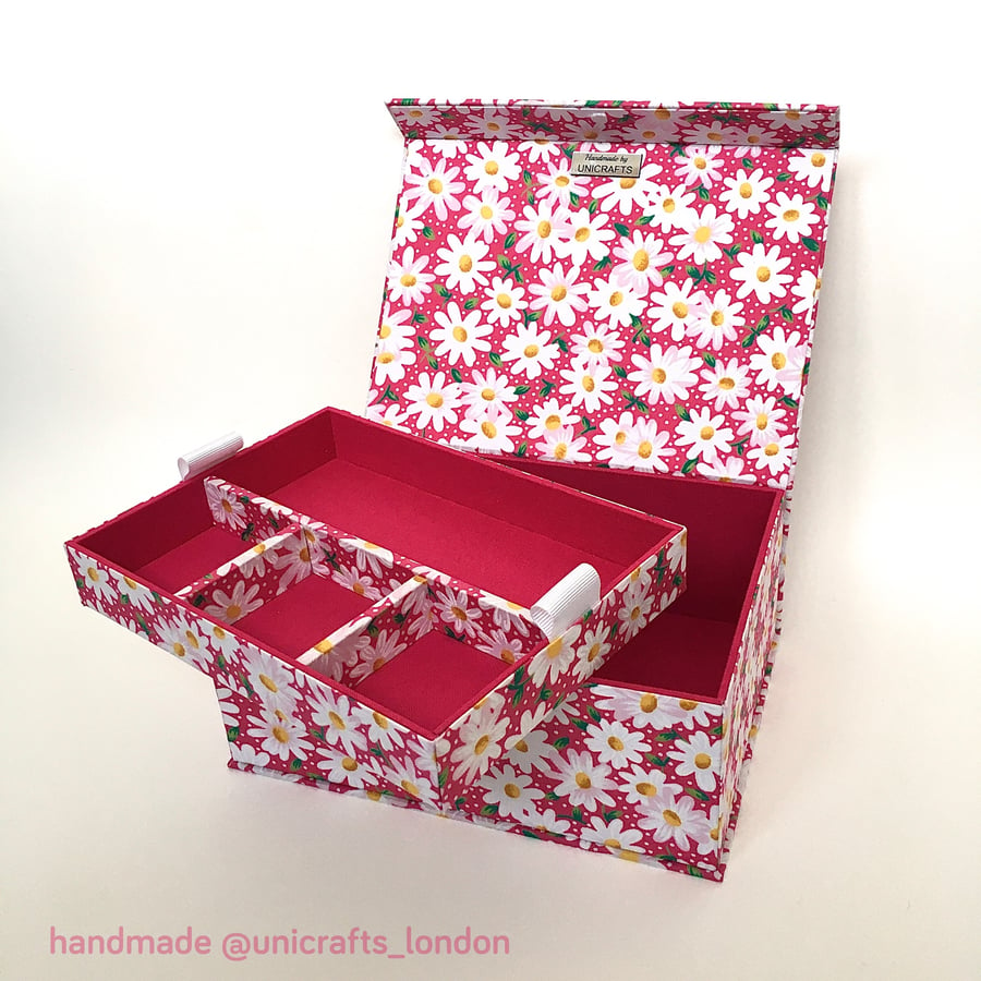 White daisies Handmade Organiser with Removable Tray 