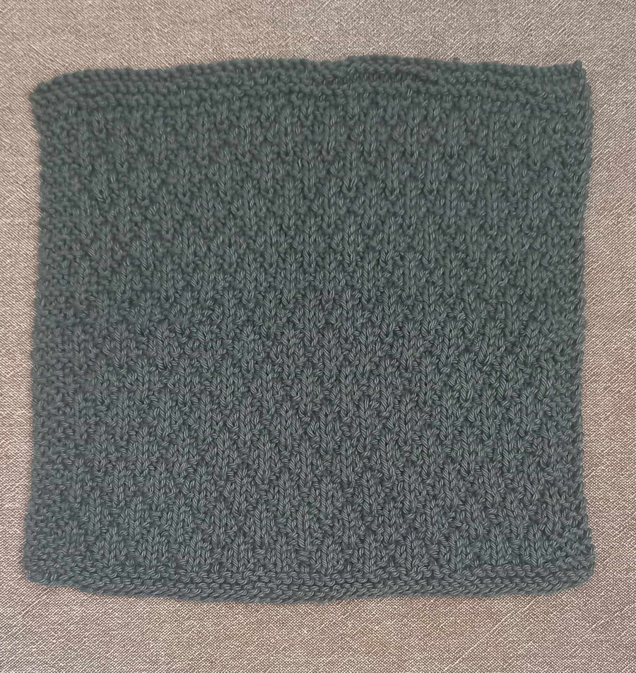 Knitted dishcloth 100% cotton in dark grey