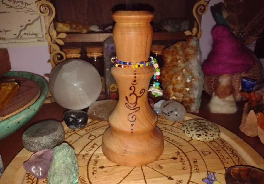 Yoga meditation candle holder 