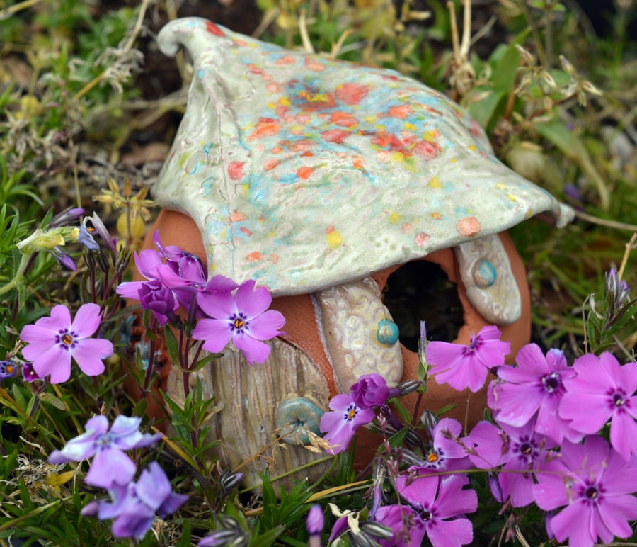Terracota Fairy House for Miniature Garden - Fairie, Fantasy, children, gnome