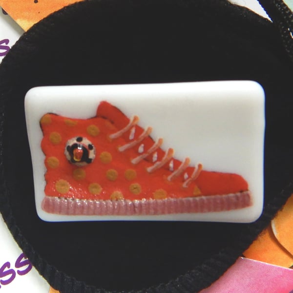 HANDMADE FUSED DICHROIC GLASS 'RED HIGHTOPS' BROOCH.