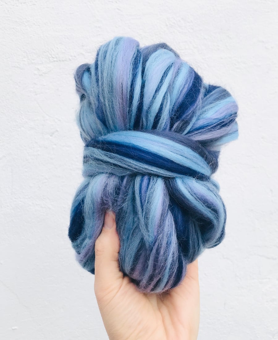 Felting wool, blue stripy blend 
