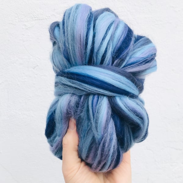 Felting wool, blue stripy blend 