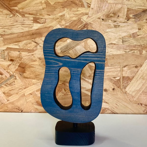 "Observer" - abstract wooden sculpture 