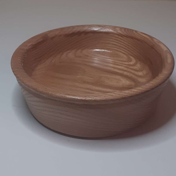 Elm wood shallow bowl