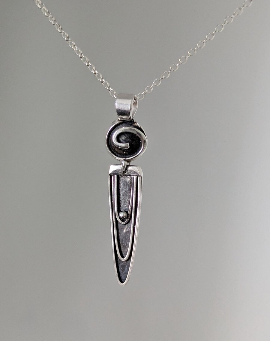 Scroll and Dangle pendant - 18" chain