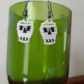 Skull Beadwork Earrings (1)