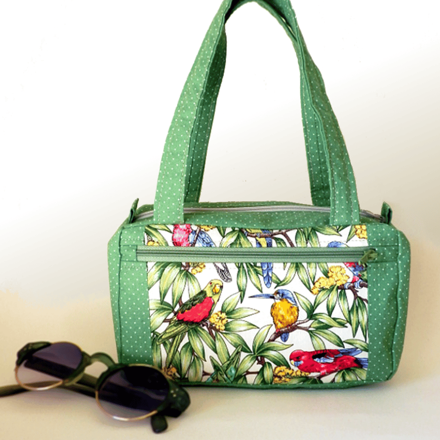 Small boxy bag for a bird lover!