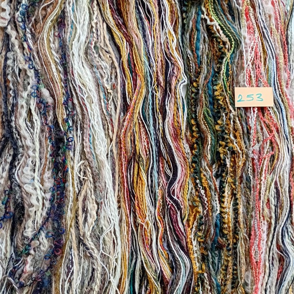 Weaving yarns, thrums and fibres, textured creative threads