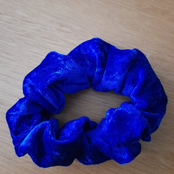Velvet Hair Scrunchie - blue