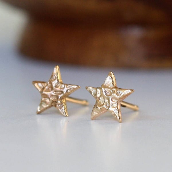 9ct gold star studs, dainty gold star earrings, handmade star studs
