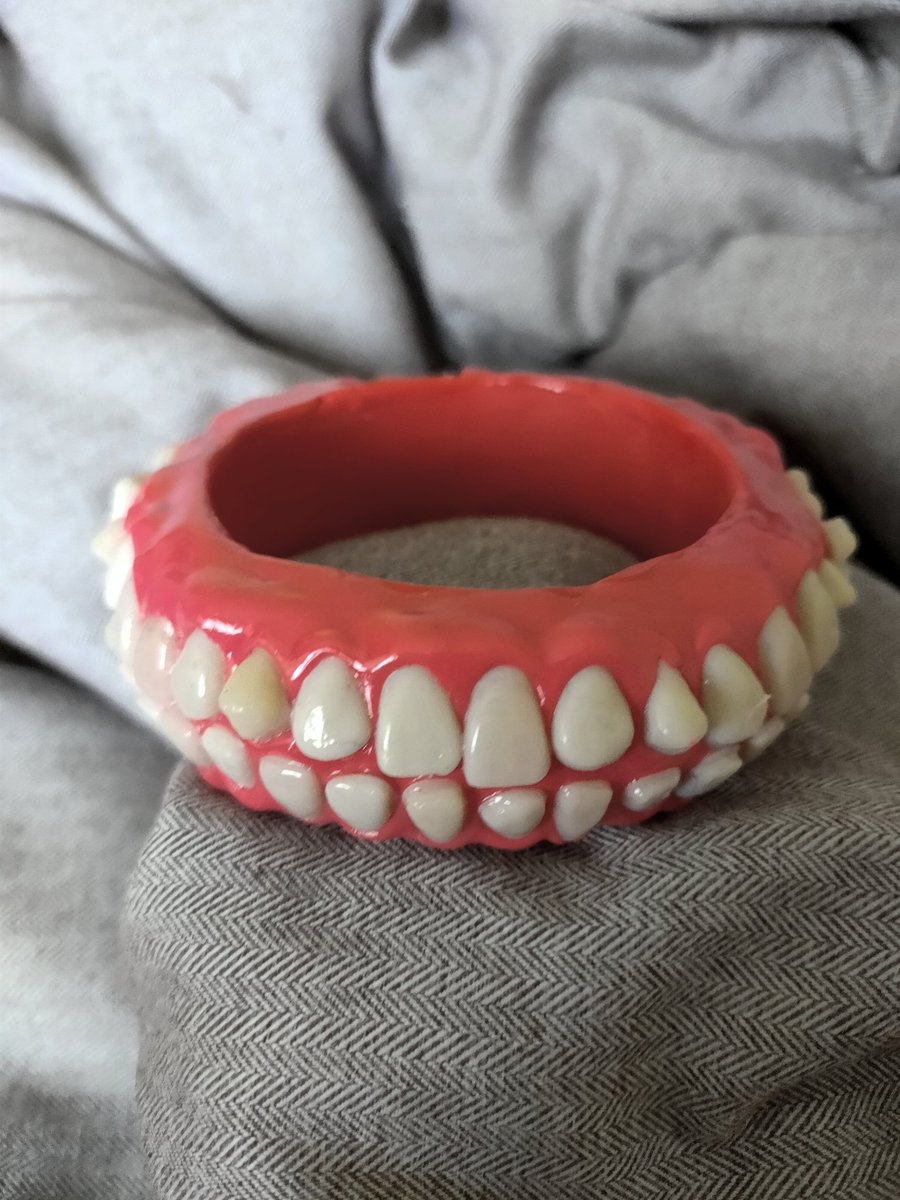 Creepy teeth bangle 