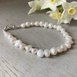 Freshwater Pearl Bracelet, Ivory