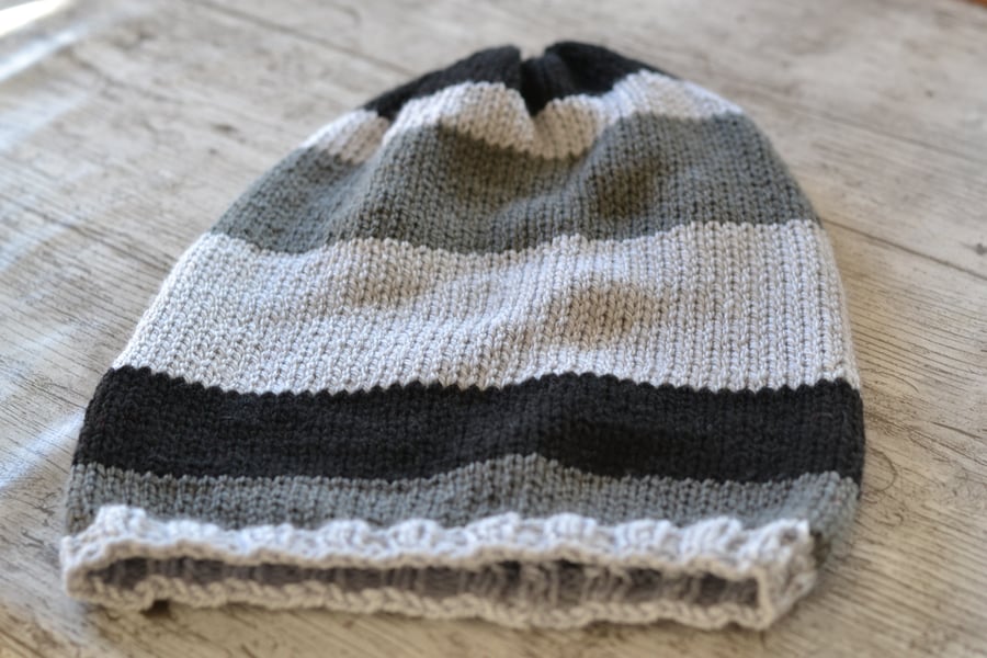 Hat  Mens Teens  Knitted Slouchy Hat 