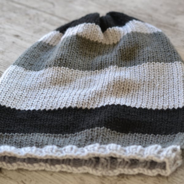 Hat  Mens Teens  Knitted Slouchy Hat 