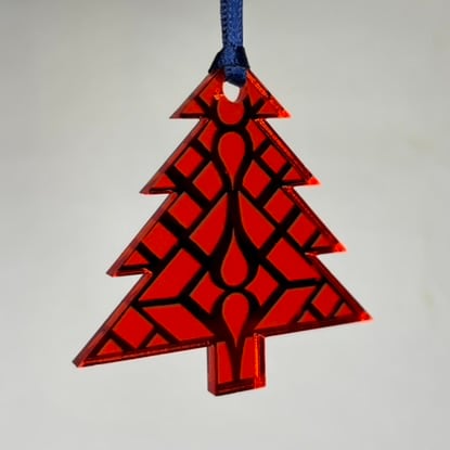 Red mirrored tree - geometric design