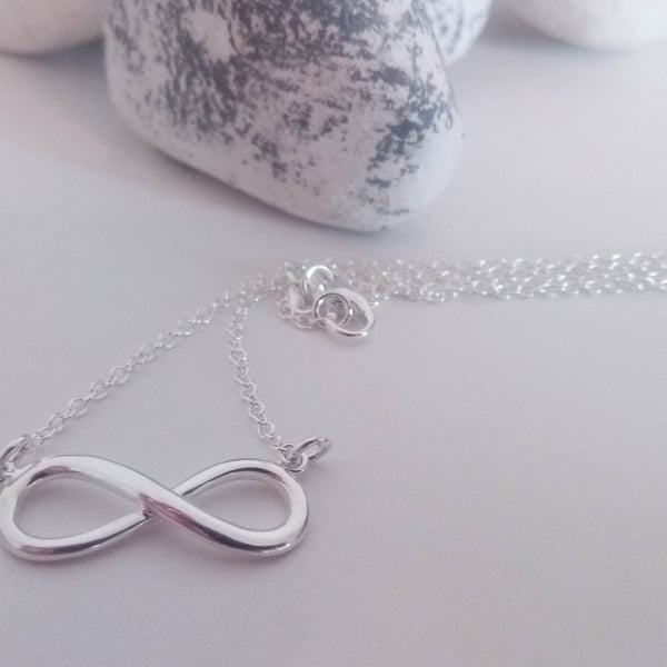 925 Sterling Silver Infinity Necklace