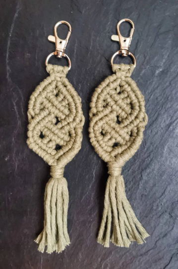 Macrame Celtic Knot Keyring, Boho Keychain, Bag Charm - Moss Green