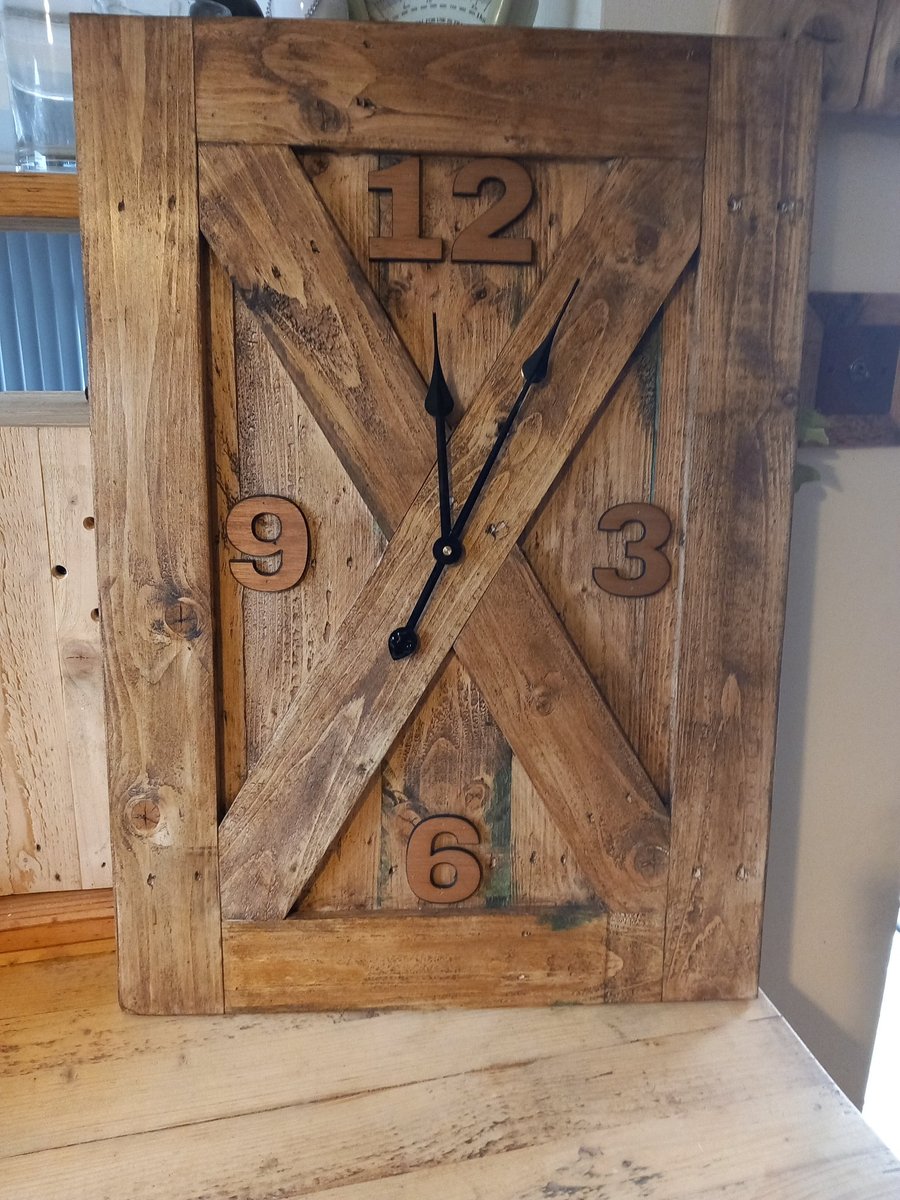 Barn style clock