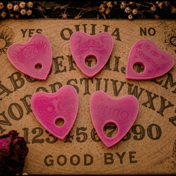 Planchette Wax Melts - Ouija Gothic Wax Melt Set - Rhubarb & Mint fragrance 
