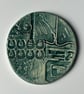 Textured Ceramic Plaque: Horseshoe and Anchor - Image 1