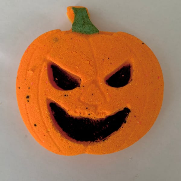 Pumpkin Bath bomb