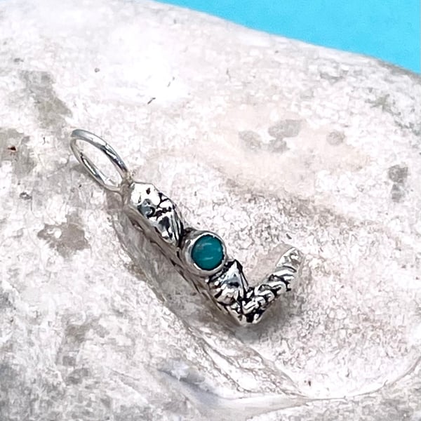 Beach theme letter L charm necklace 