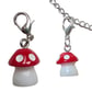 Detachable red mushroom charm - Image 1