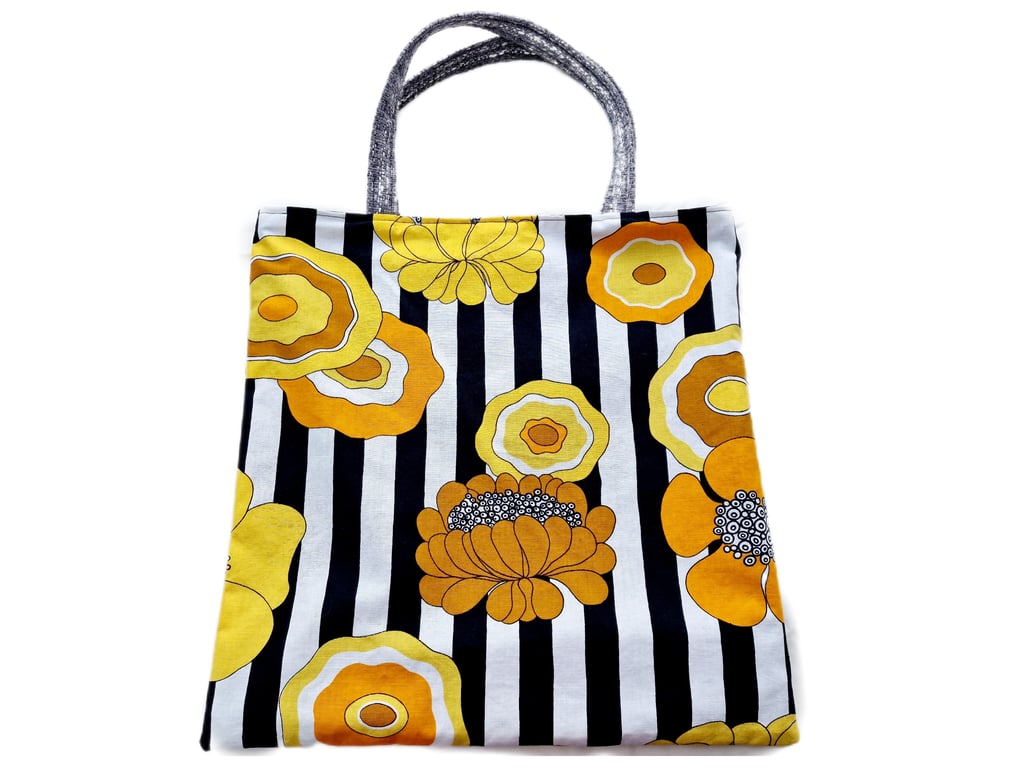 Vintage 1960s 1970s floral print fabric shoulder tote bag