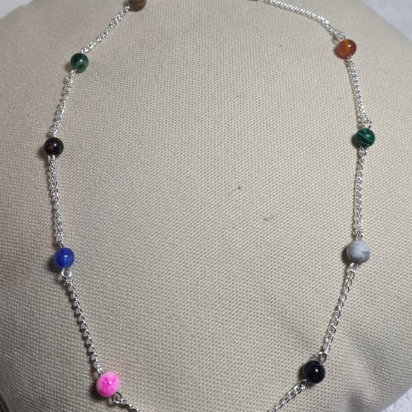 Semi-precious stone bead necklace