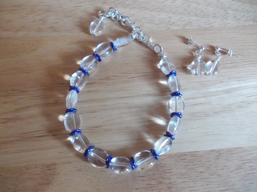 Clear quartz pebble and chainmaille bracelet