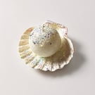Ocean Pearl Round Scented Candle with Handcrafted Iridescent Glitter Shell Dish
