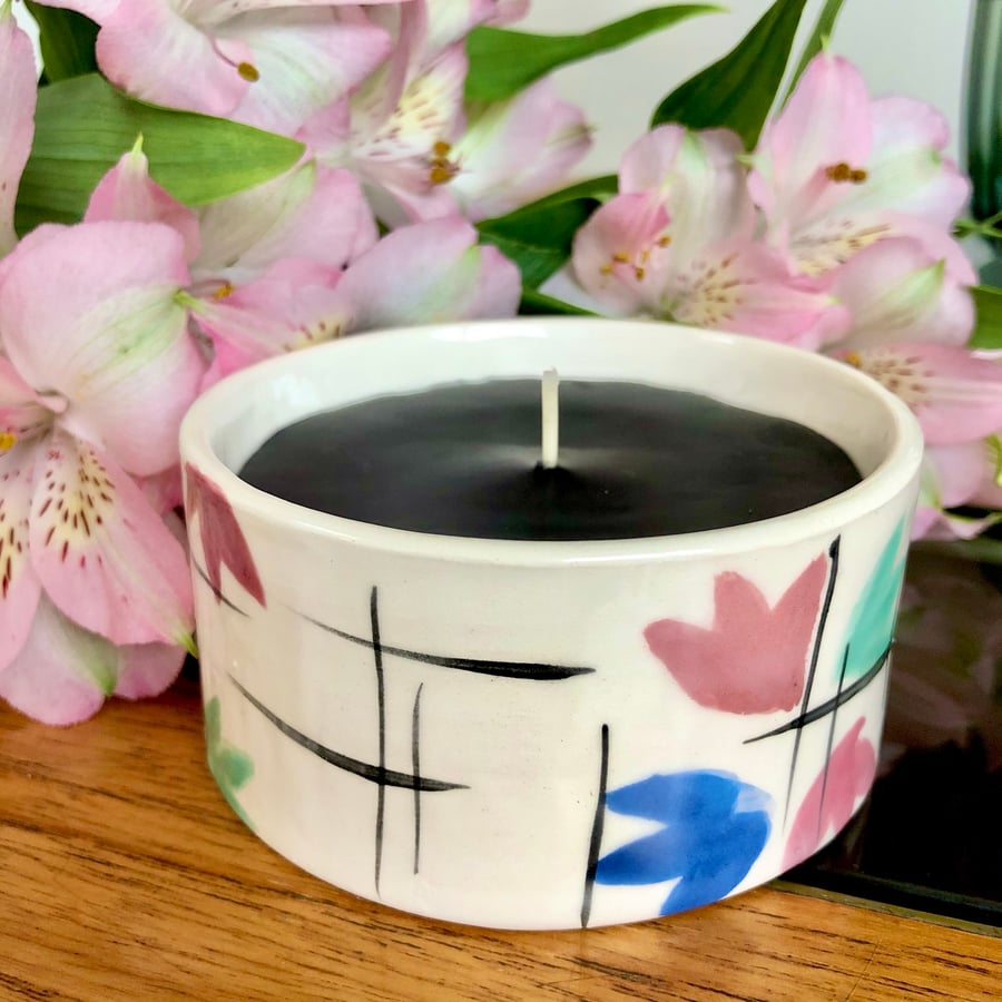 Ceramic candle - Floral black