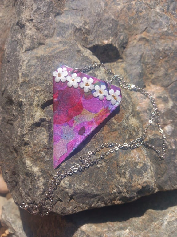 Purple Diamon with White Flower Necklace