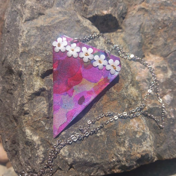 Purple Diamon with White Flower Necklace