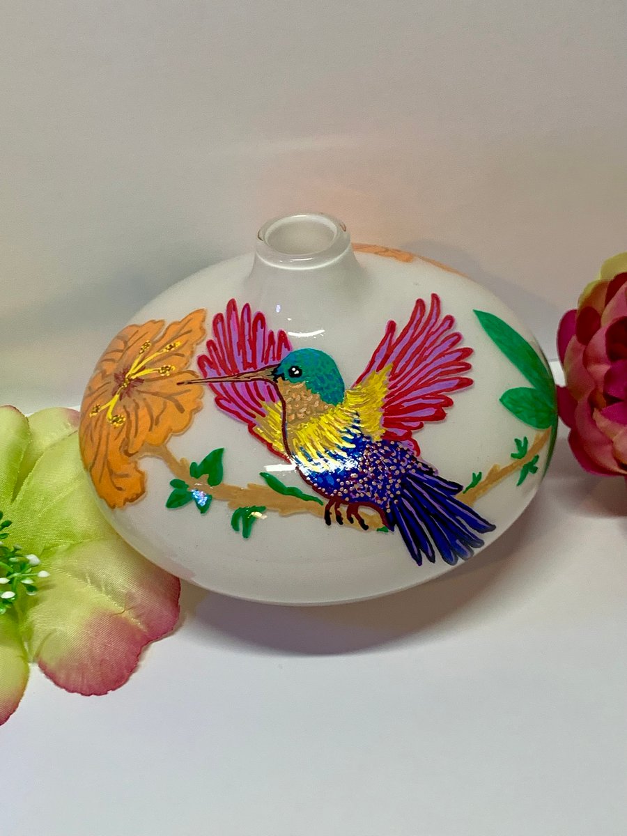White Glass Vase With Hand Painted Hummingbird And Flower Design