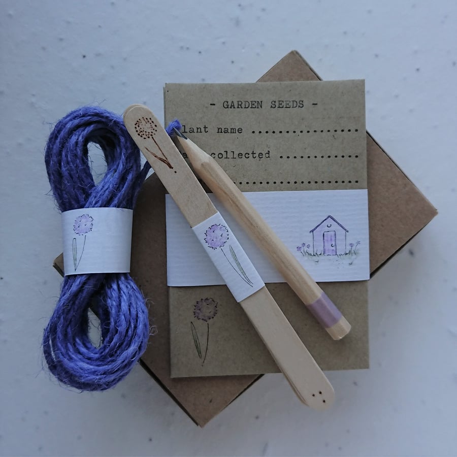 Allium Gardener’s Gift Set – Wooden labels, seed envelopes, twine & pencil 