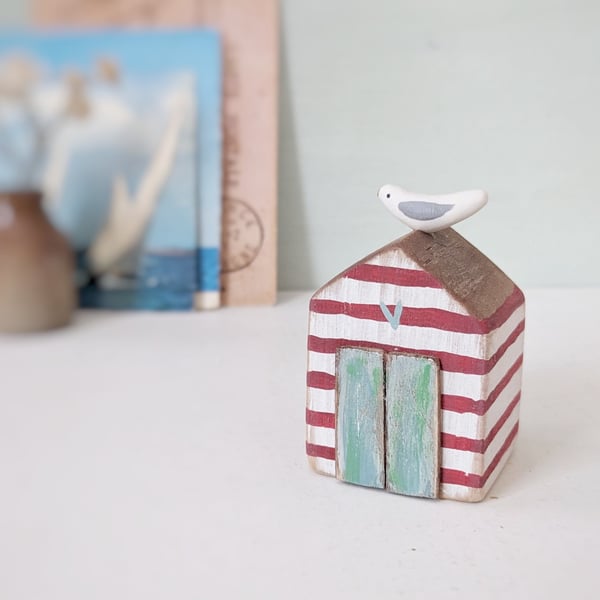 Hand Painted Wooden Beach Hut with Seagull 