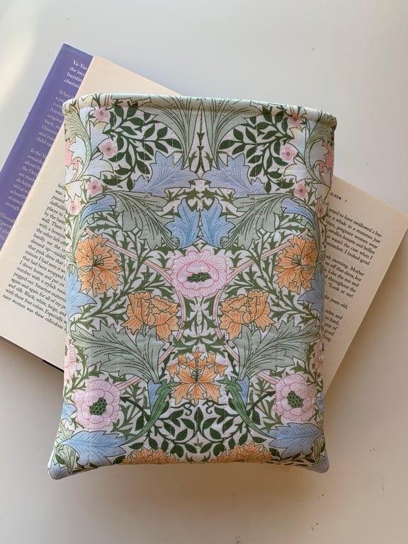 William Morris Norwich Design Quilted Fabric Book Sleeve - Hardback Size