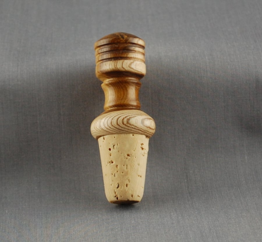 Bottle Stopper in Laburnum Wood