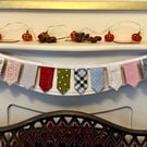 Mini Christmas bunting