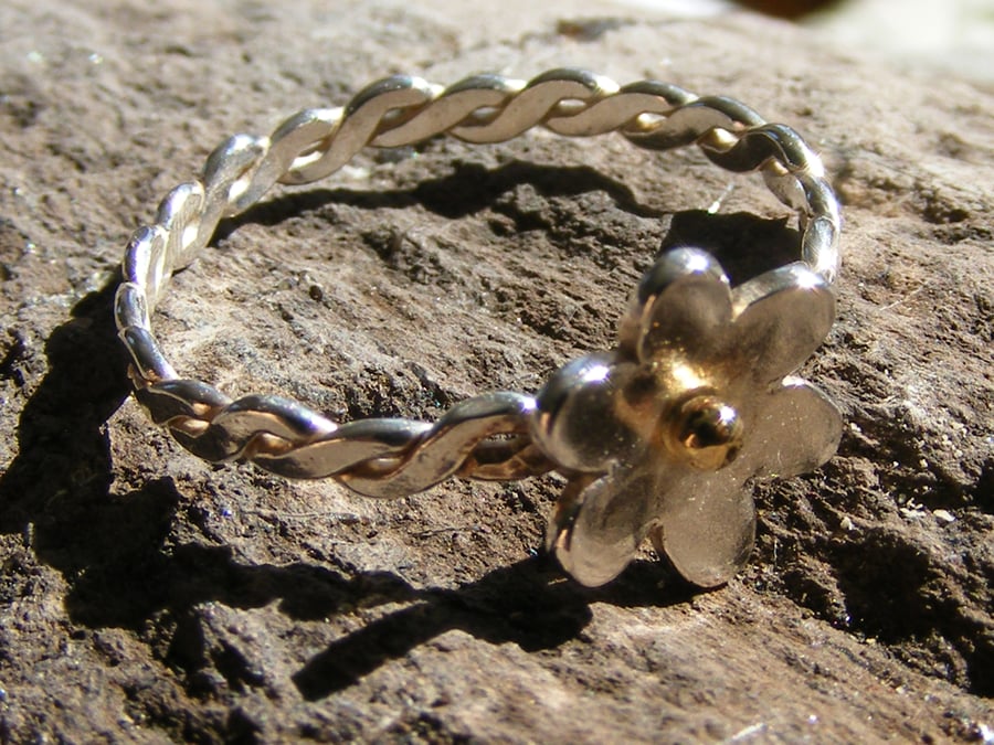 Sterling Silver Flower Ring with 18ct Yellow Gold Accent