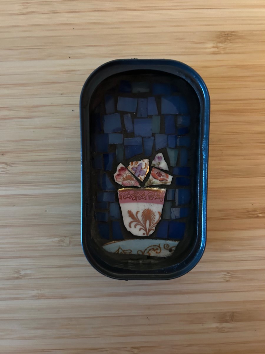 Mini mosaic in sardine tin
