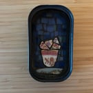 Mini mosaic in sardine tin