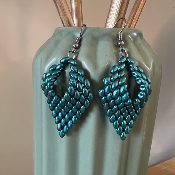 Leaf Drop Earrings - Metallic Teal 