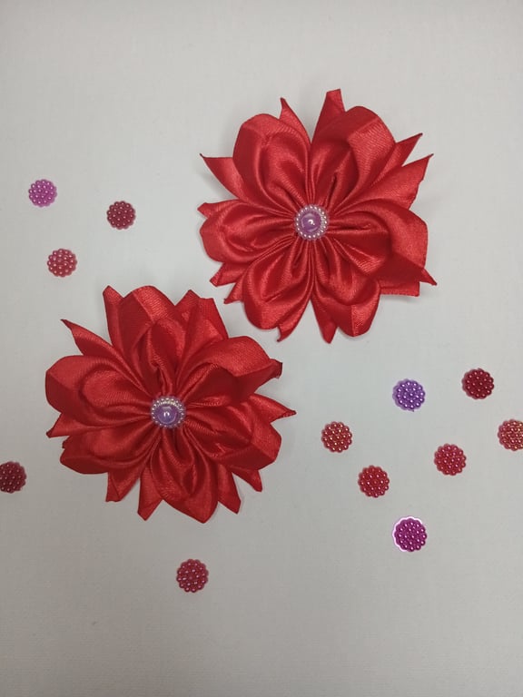 Elegant Red Floral Hair Elastics (Set of 2) - Kanzashi Technique Accessory