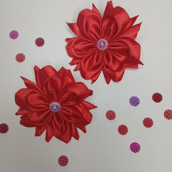 Elegant Red Floral Hair Elastics (Set of 2) - Kanzashi Technique Accessory